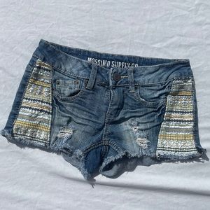 Mossimo cut-off jean shorts size 1